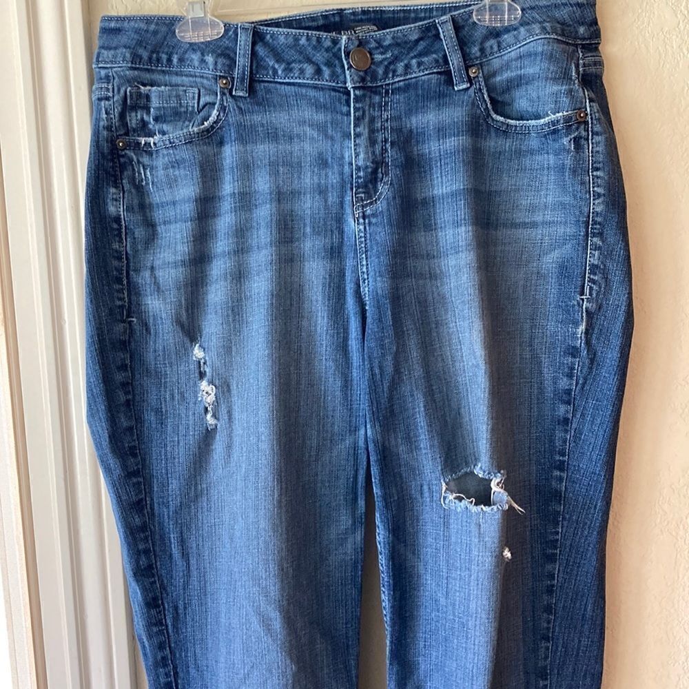 Lane Bryant Distressed Raw Frayed Hem Five Pocket Straight Leg Jeans Size 14 - Picture 4 of 14